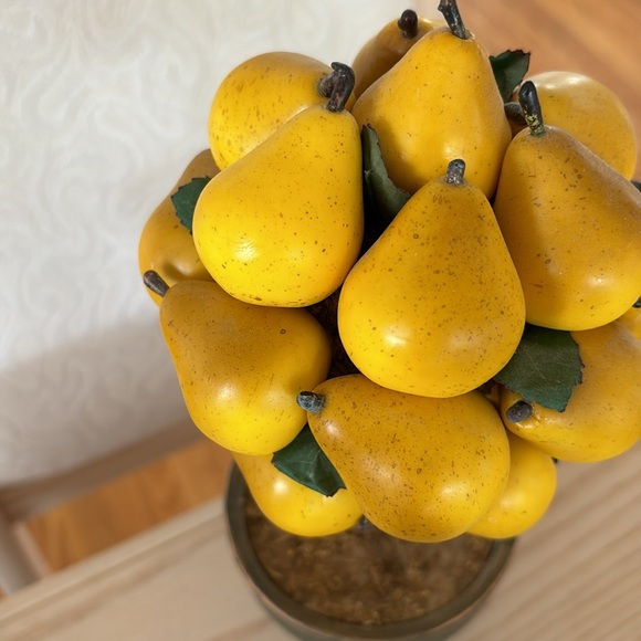 Colorful pear tree decor - Picture 2 of 5